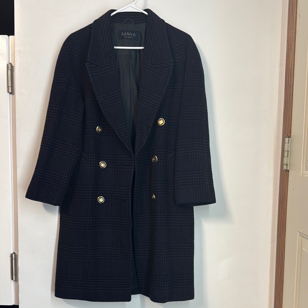 Blue Oversized Trench Coat with Tailored Look and Wide Lapels